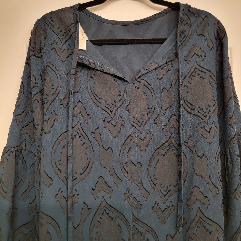 ANN TAYLOR LOFT Teal Blue Patterned Balloon Longsleeve Shirt Medium Petites - Picture 6 of 9